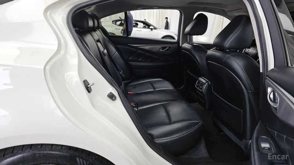 Infiniti Q50