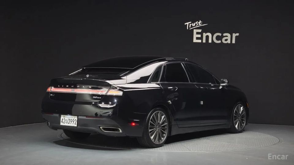 Lincoln MKZ