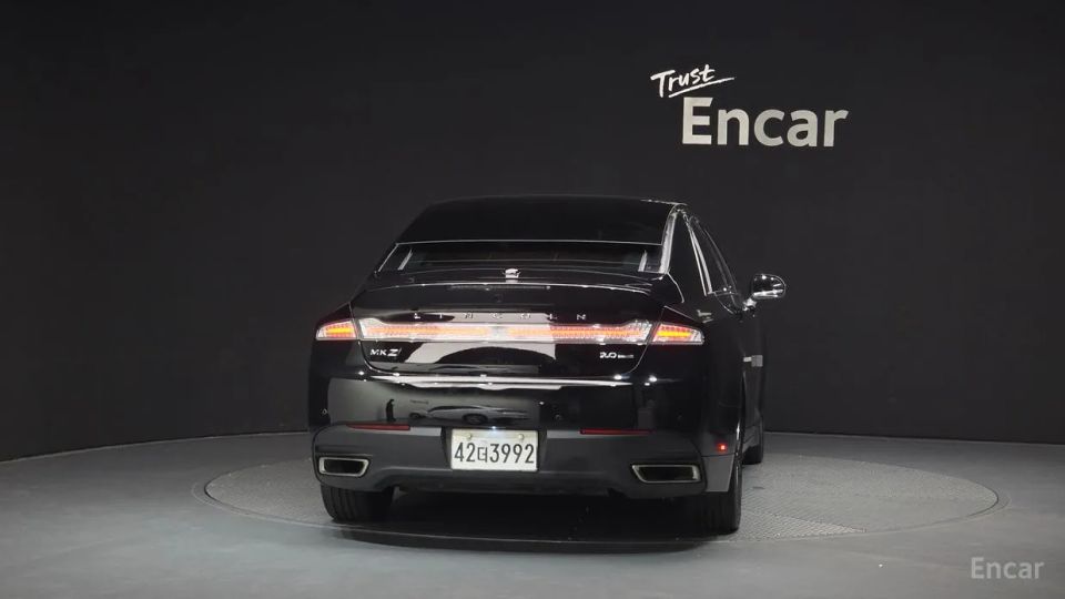 Lincoln MKZ