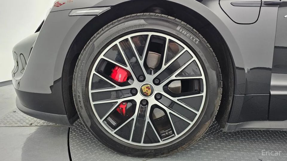 Porsche Taycan