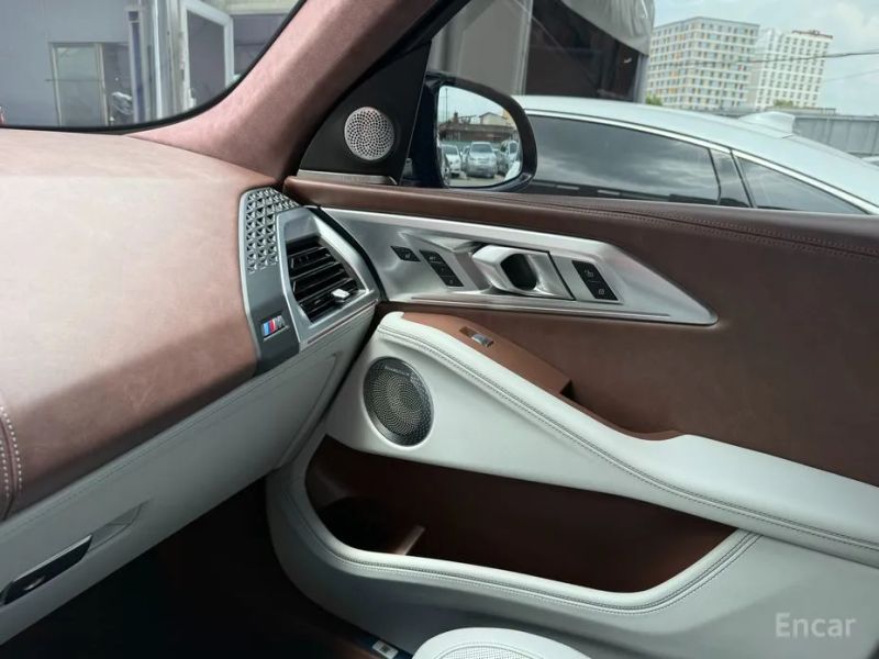 BMW XM