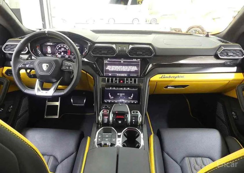Lamborghini urus