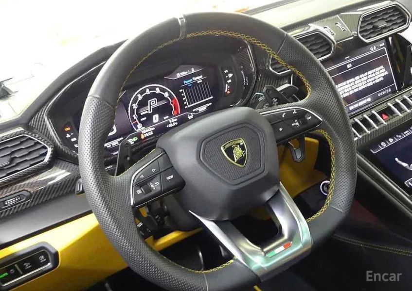 Lamborghini urus