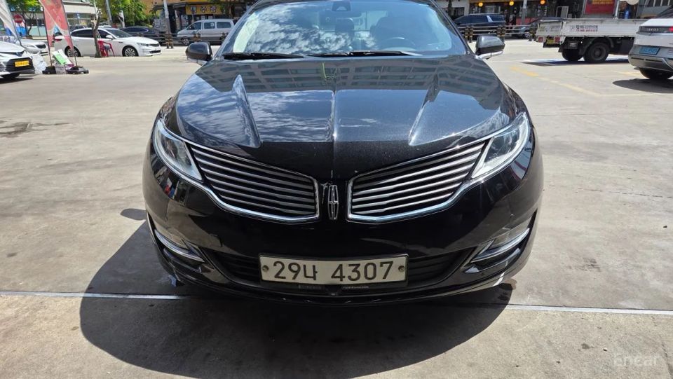 Lincoln MKZ