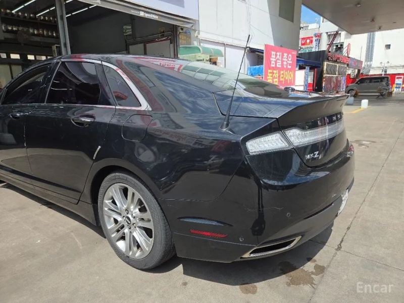 Lincoln MKZ