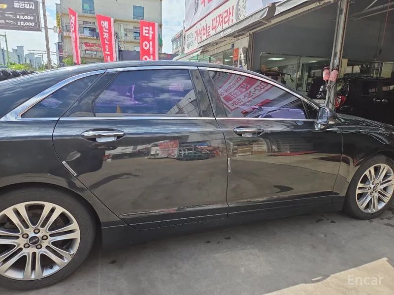 Lincoln MKZ