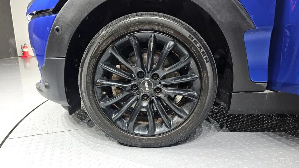 Mini clubman