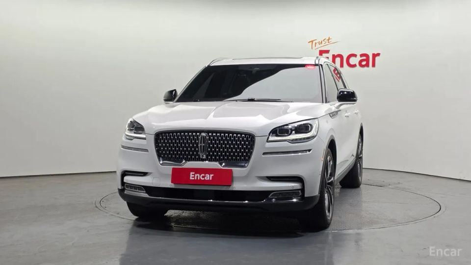 Lincoln Aviator