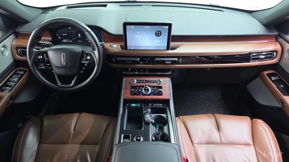Lincoln Aviator
