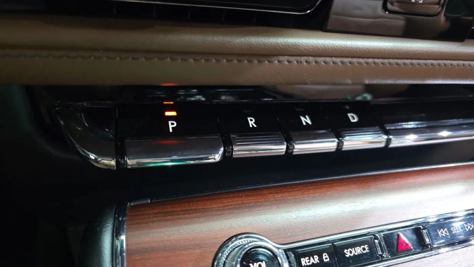 Lincoln Aviator