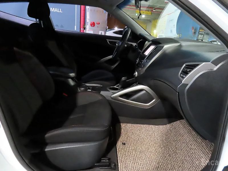 Hyundai Veloster