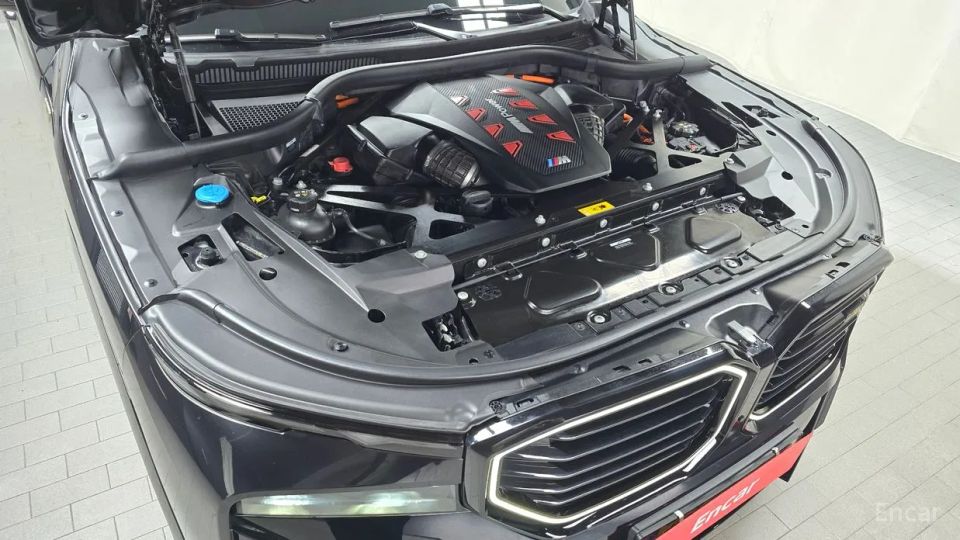 BMW XM