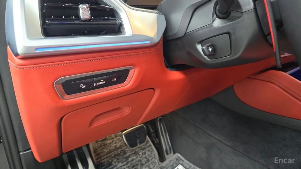 BMW XM