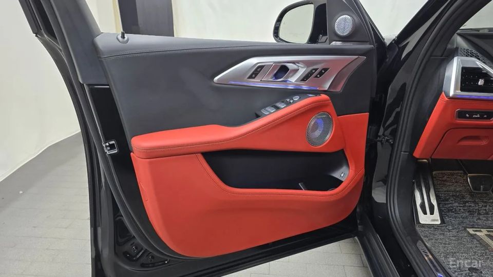 BMW XM