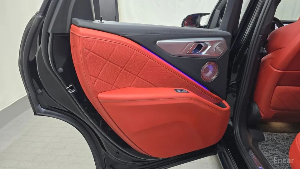 BMW XM
