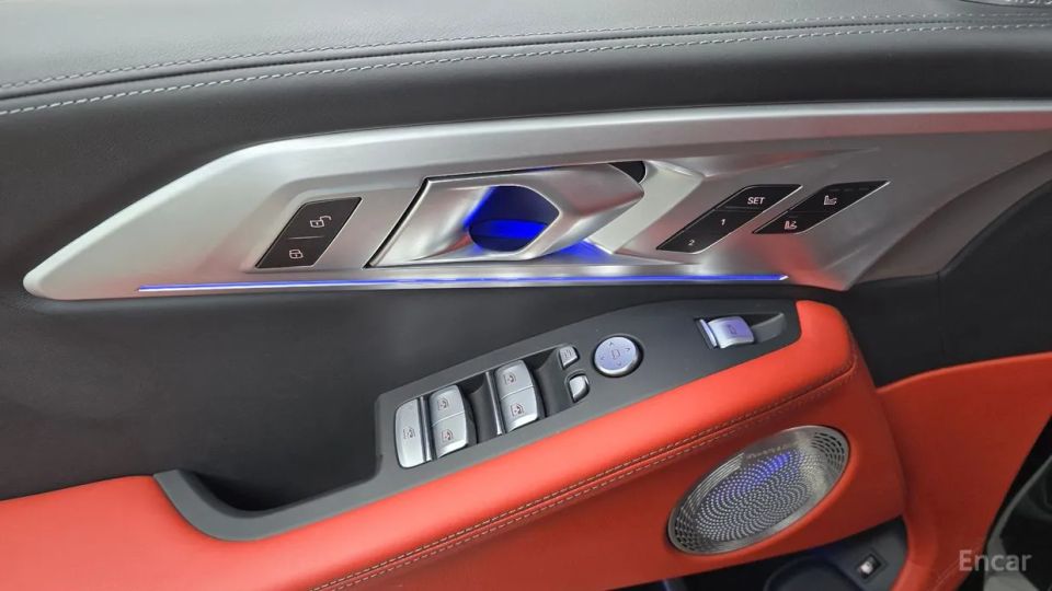 BMW XM