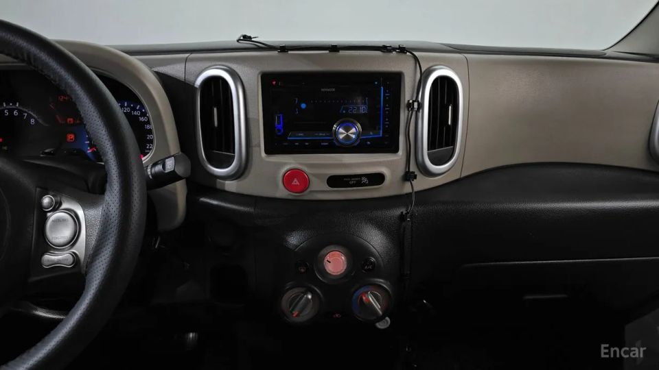 Nissan Cube