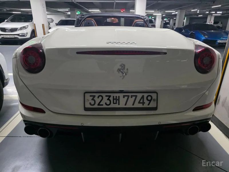 Ferrari California