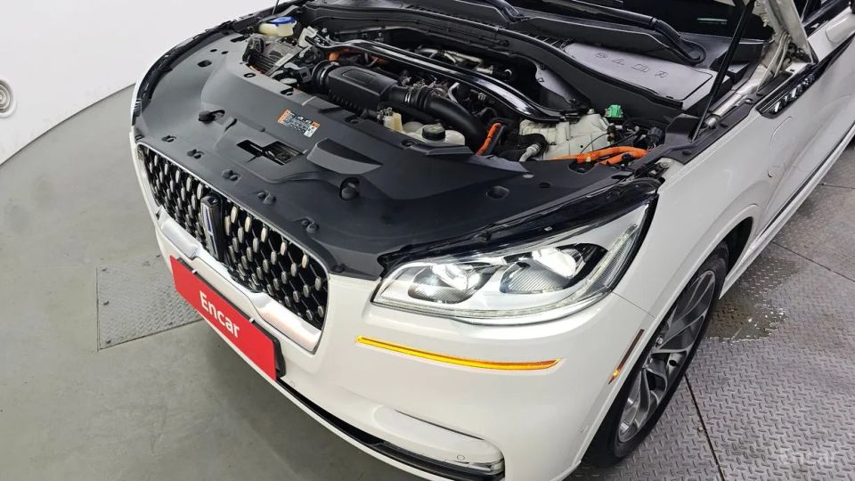 Lincoln Aviator