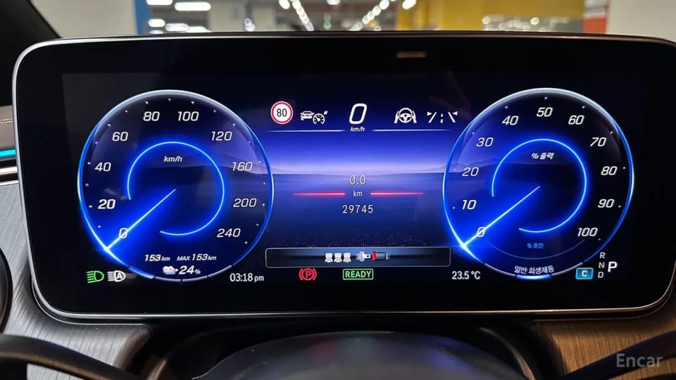 Mercedes-Benz EQS