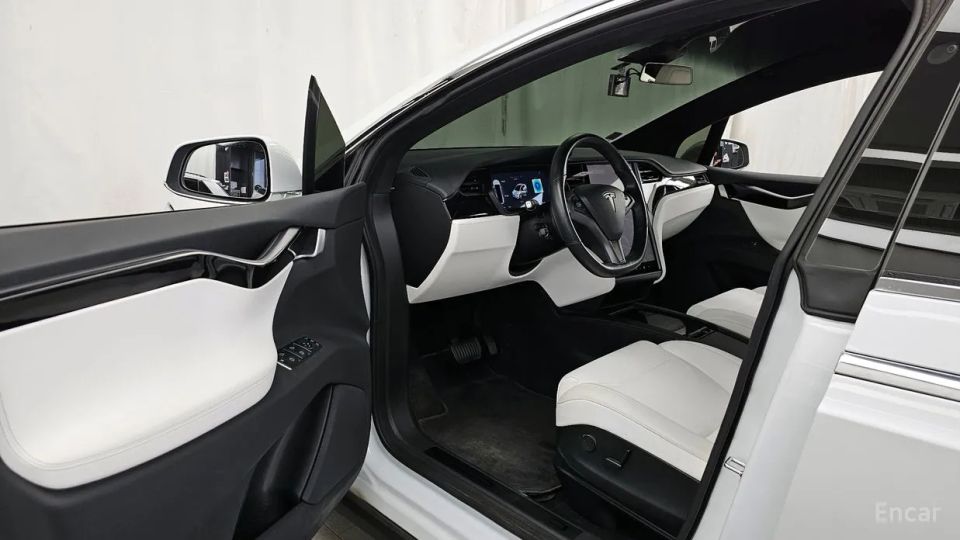 Tesla model-x