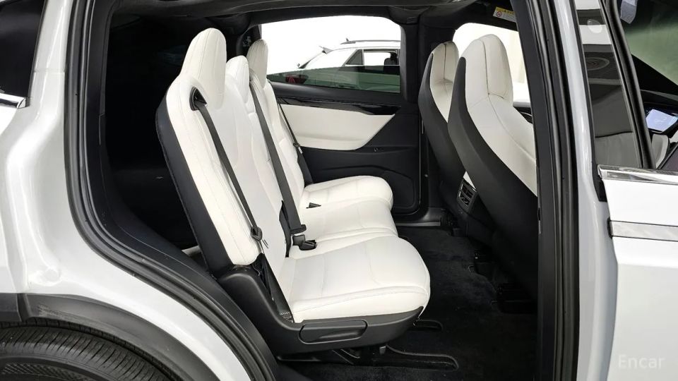 Tesla model-x