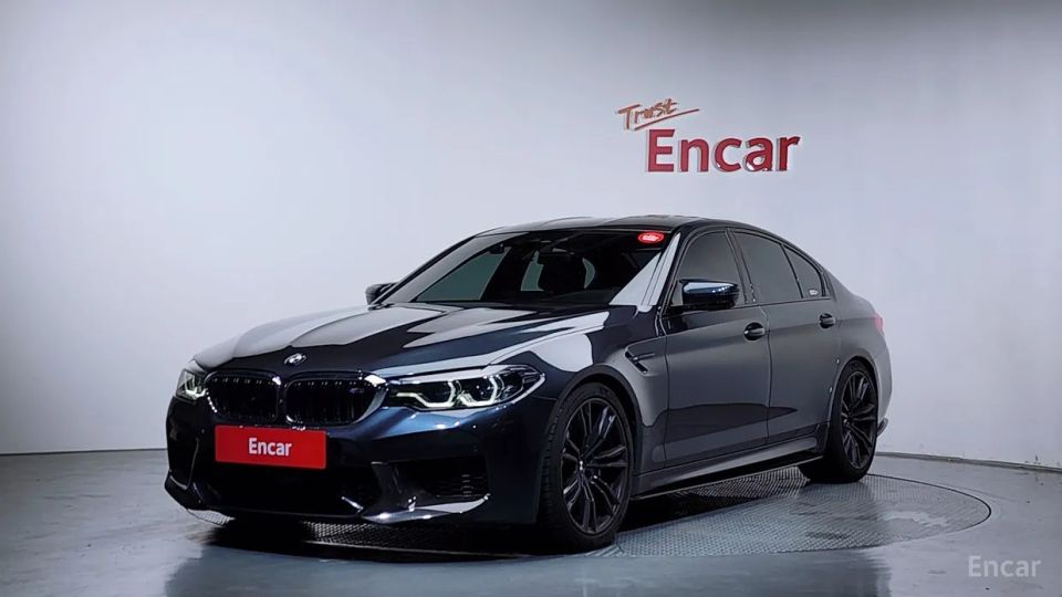 BMW M5