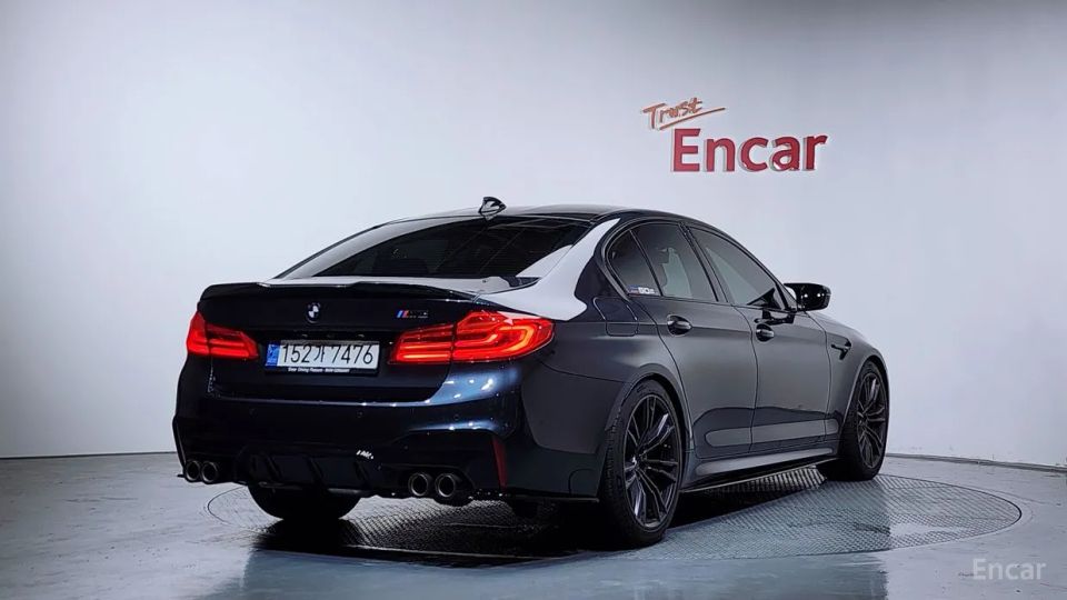 BMW M5