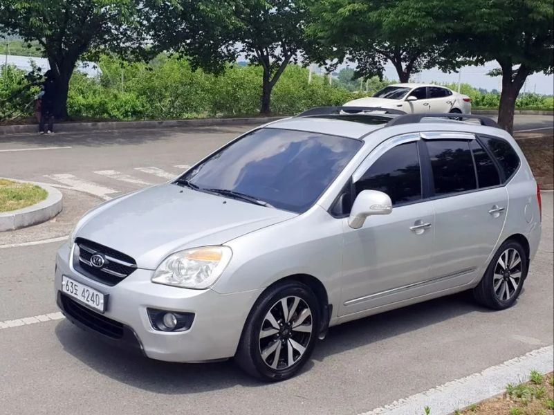 Kia Carens