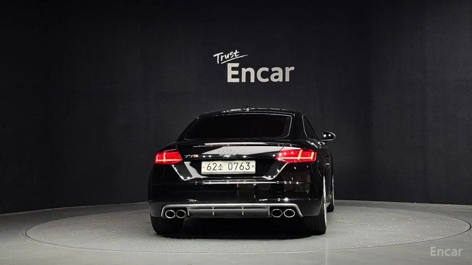 Audi TTS