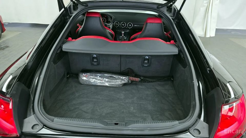 Audi TTS