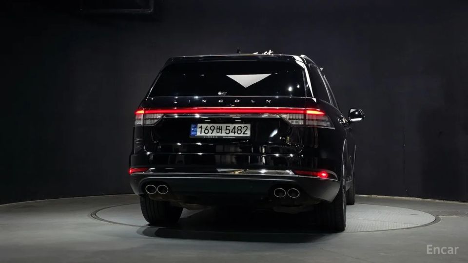 Lincoln Aviator