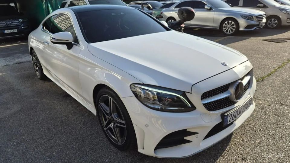 Mercedes-Benz C-Class