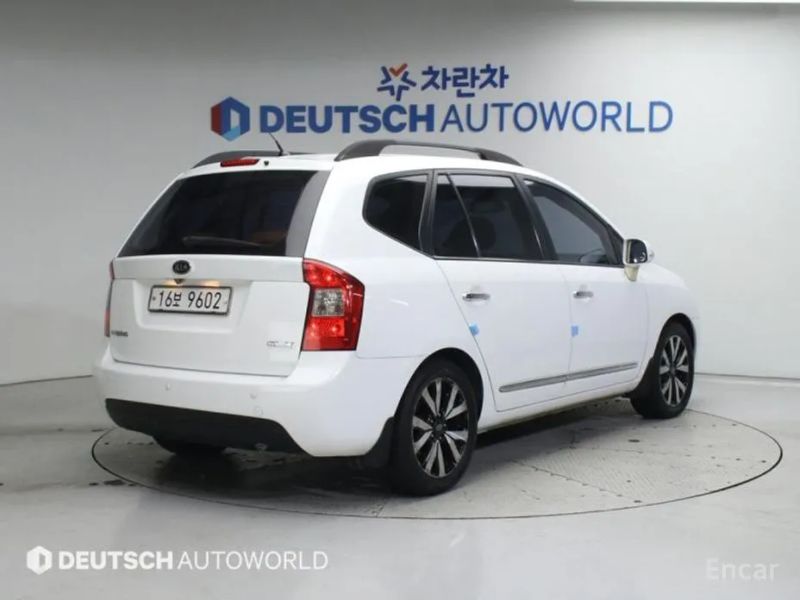 Kia Carens