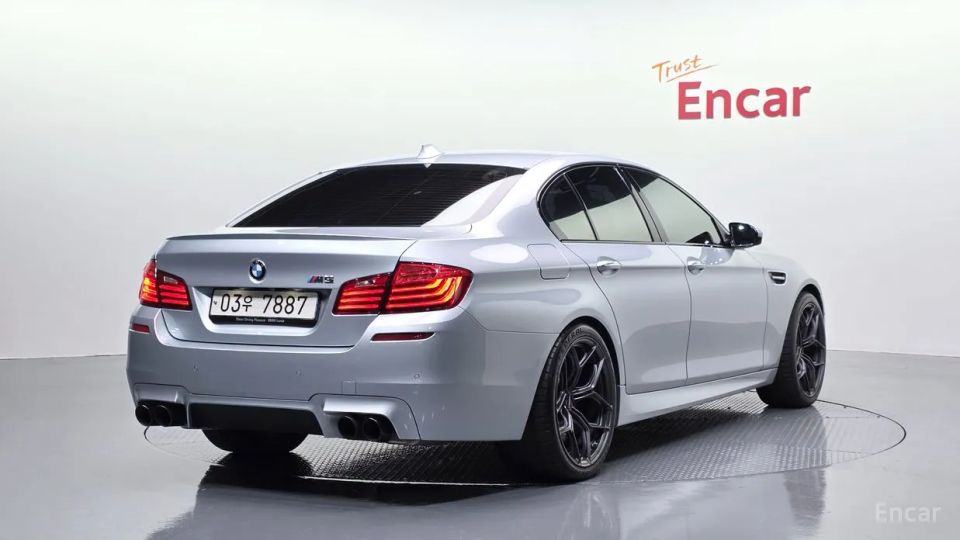 BMW M5
