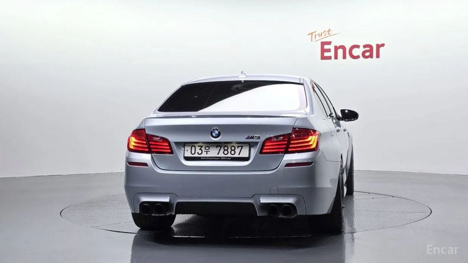 BMW M5