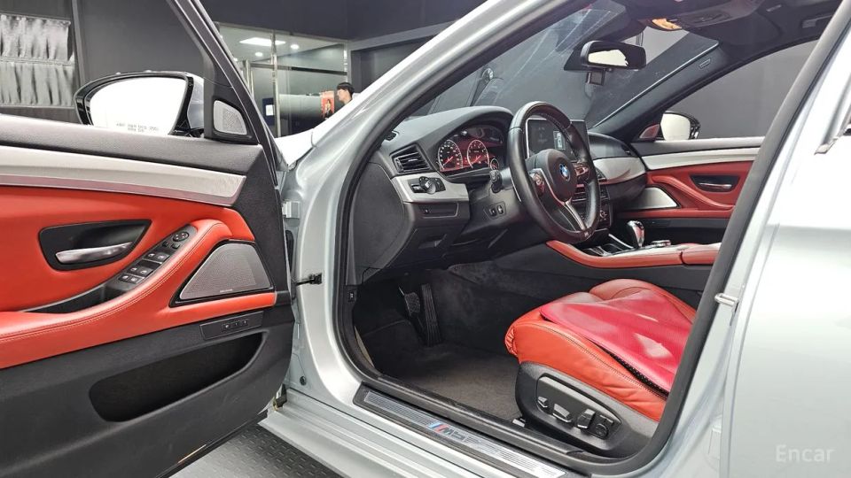 BMW M5