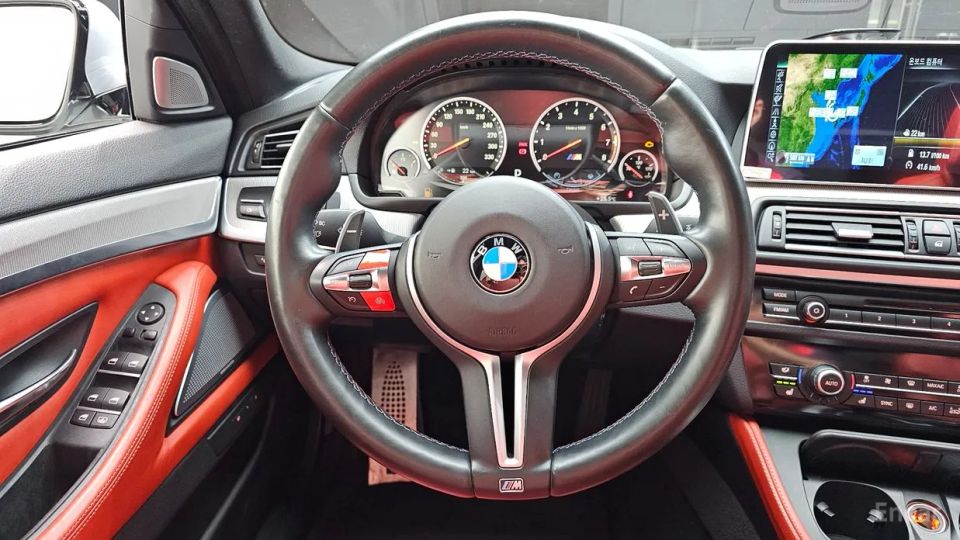 BMW M5