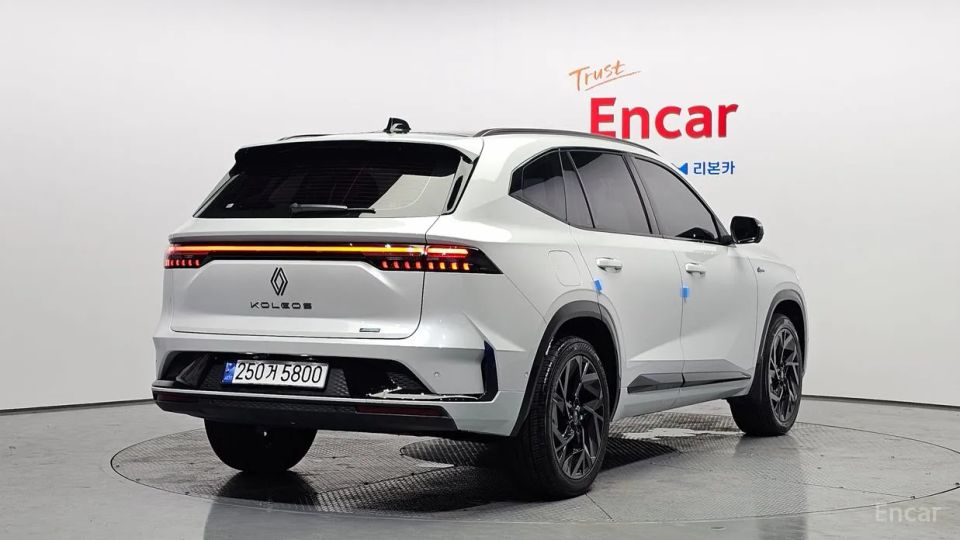 Renault-KoreaSamsung Grand Koleos