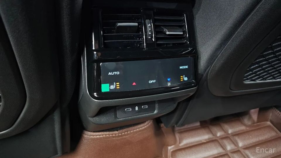 Renault-KoreaSamsung Grand Koleos