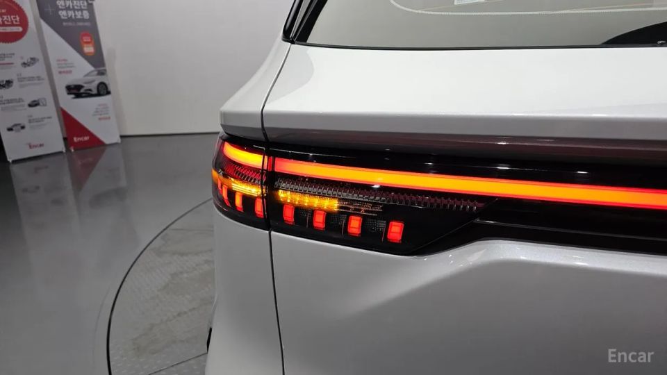 Renault-KoreaSamsung Grand Koleos