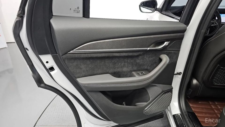 Renault-KoreaSamsung Grand Koleos