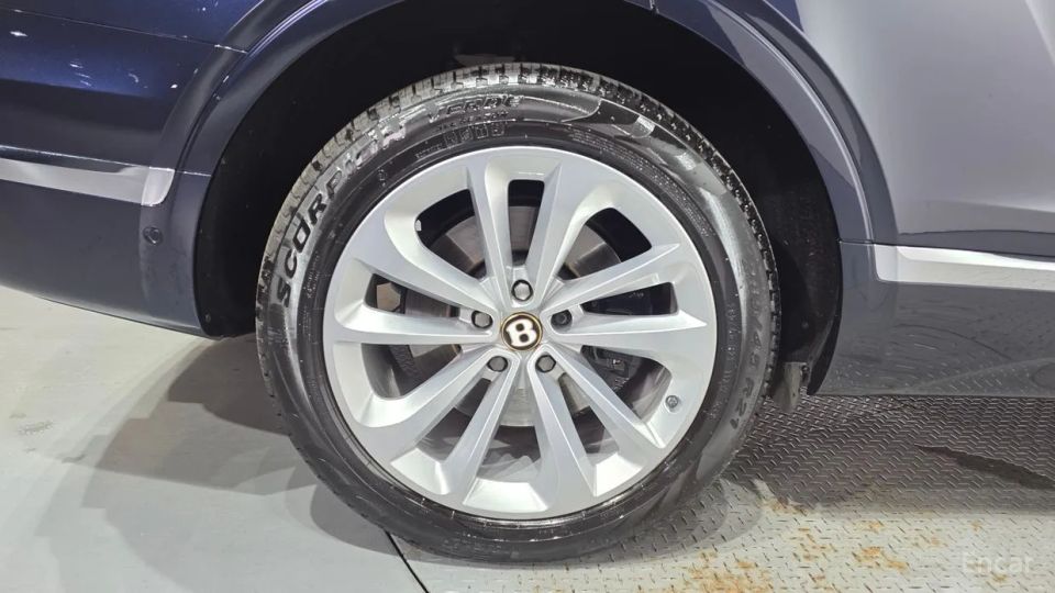 Bentley Bentayga