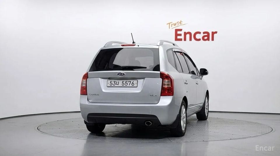 Kia Carens