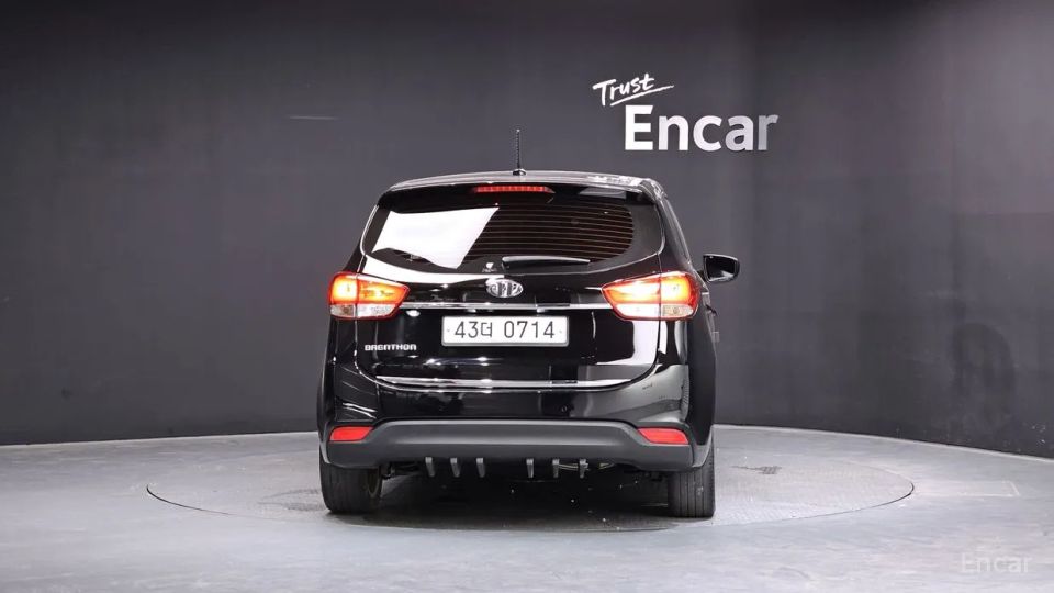 Kia Carens