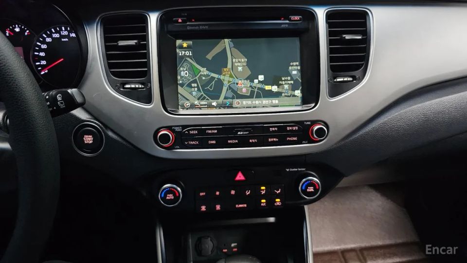 Kia Carens