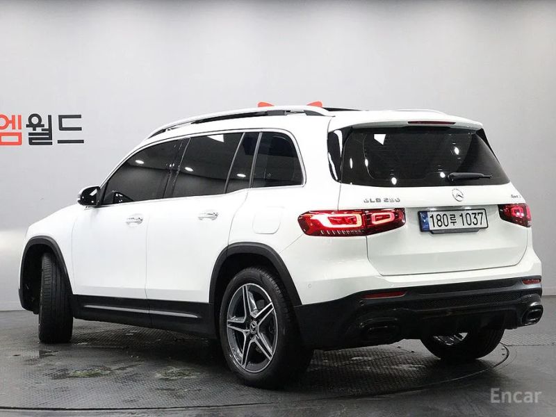Mercedes-Benz GLB-Class