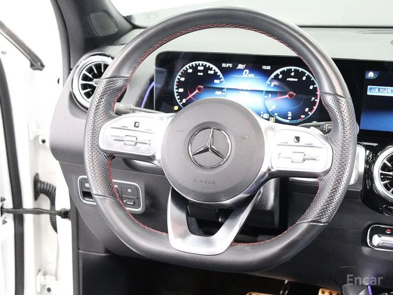 Mercedes-Benz GLB-Class