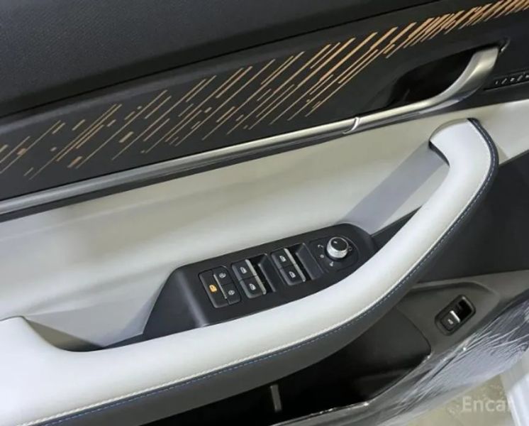 Renault-KoreaSamsung Grand Koleos