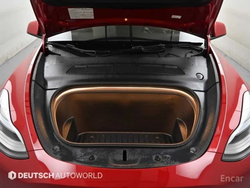 Tesla model-y